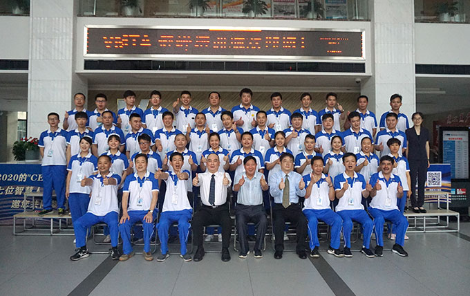 青青青草视频赴健峰舉辦基層班組長包班